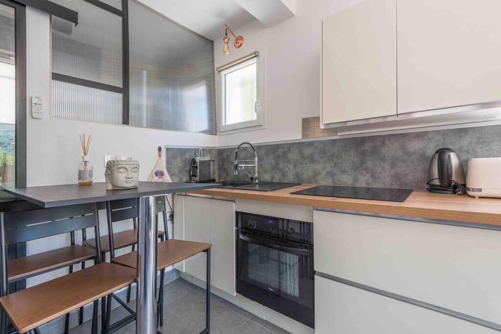 Aux Studio Sous Les Oliviers Netflix Et Disney Plus Contes  Екстериор снимка